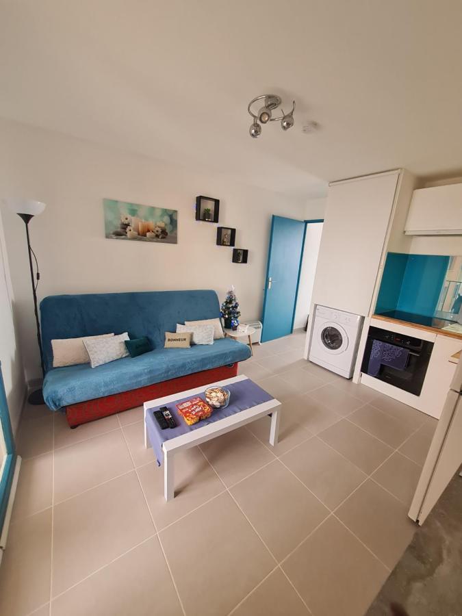 appartement vue mer pour 4 personnes accès direct plage wifi haut débit gratuit Le Barcarès Esterno foto