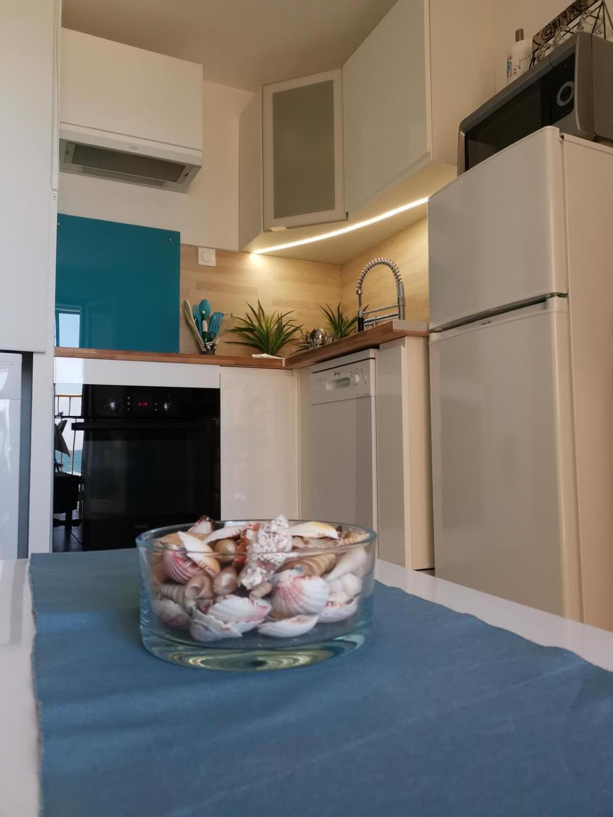 appartement vue mer pour 4 personnes accès direct plage wifi haut débit gratuit Le Barcarès Esterno foto