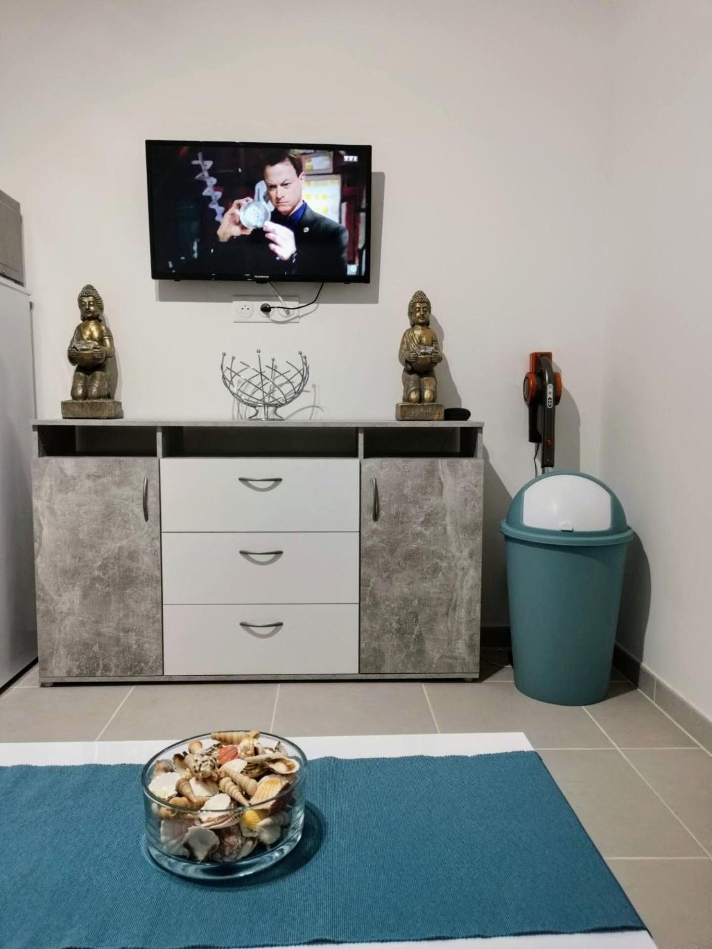 appartement vue mer pour 4 personnes accès direct plage wifi haut débit gratuit Le Barcarès Esterno foto