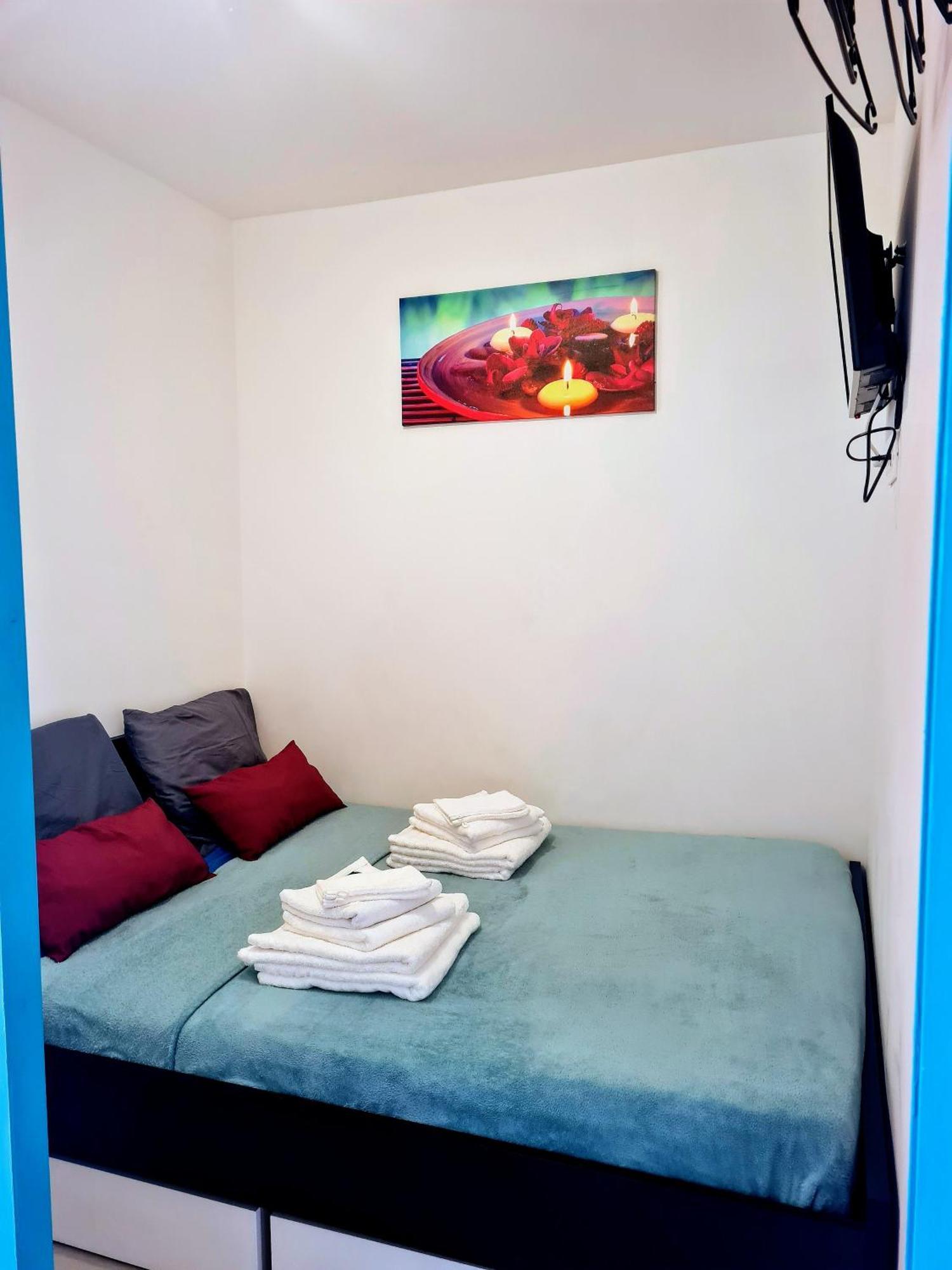 appartement vue mer pour 4 personnes accès direct plage wifi haut débit gratuit Le Barcarès Esterno foto